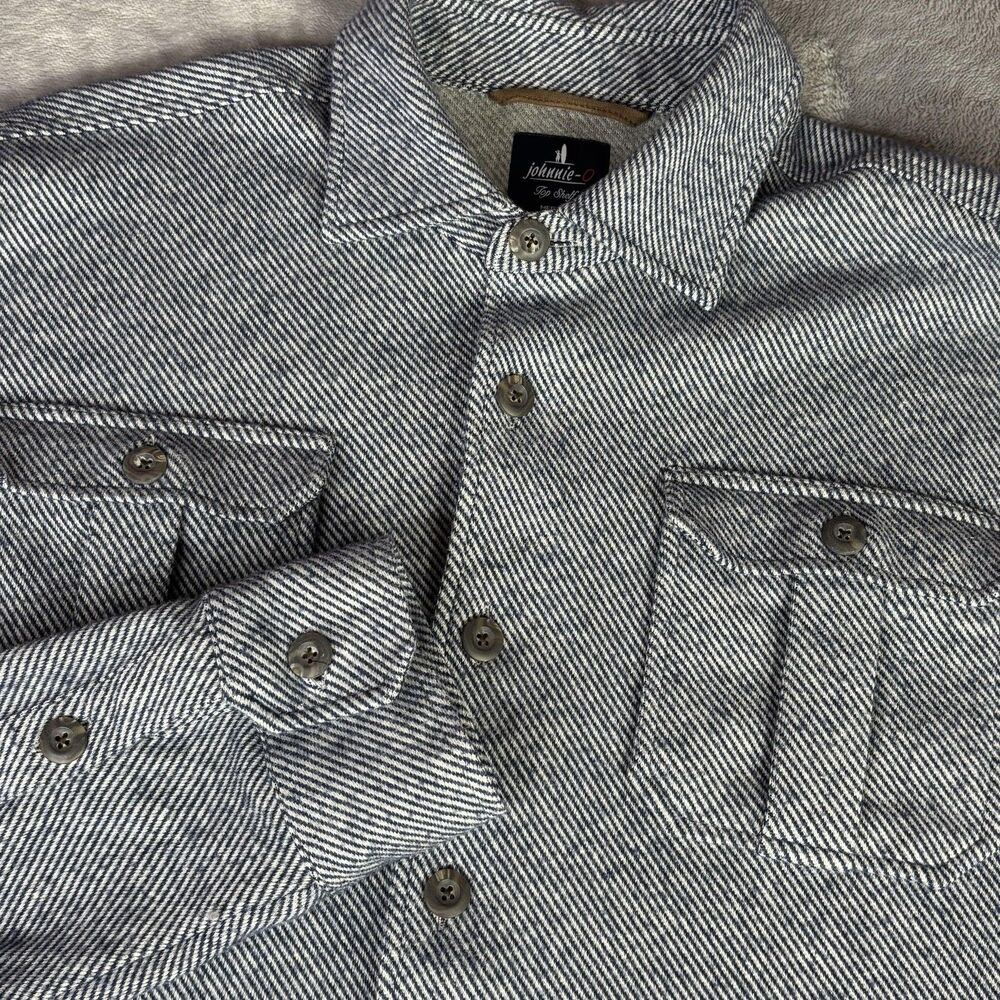 Johnnie-O‎ Shirt Mens M Blue Herringbone Twill Flannel Button Up Chest Pockets